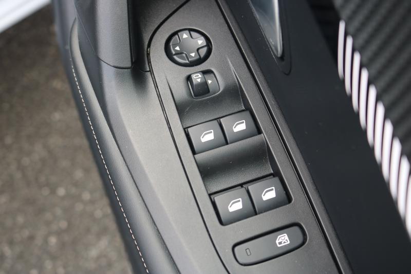 Used Peugeot 2008 2024 for sale - 75723920: Photo 12