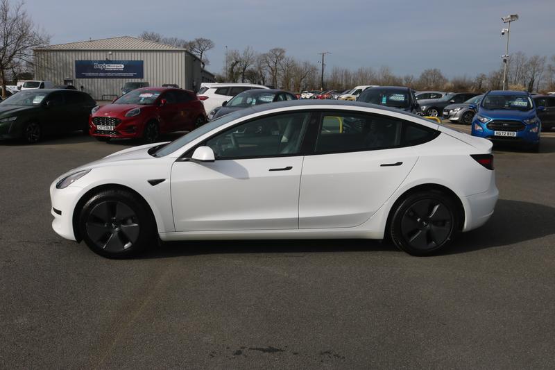 Used Tesla Model 3 2023 for sale - 77983630: Photo 4