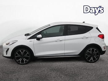Used Ford Fiesta 2020 for sale - 76355521: Photo