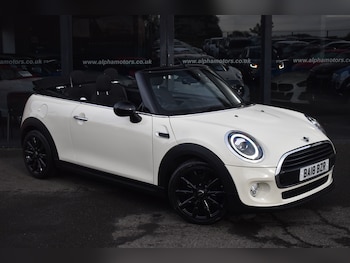Used MINI Convertible 2018 for sale - 76428415: Photo