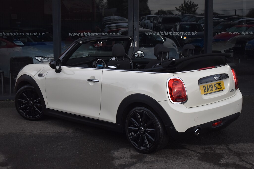 Used MINI Convertible 2018 for sale - 76428415: Photo 2