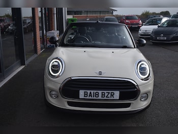 Used MINI Convertible 2018 for sale - 76428415: Photo