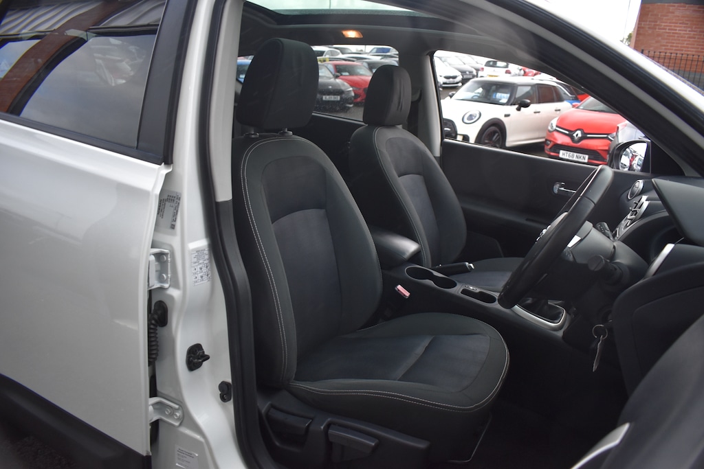 Used Nissan Qashqai 2012 for sale - 76332359: Photo 8