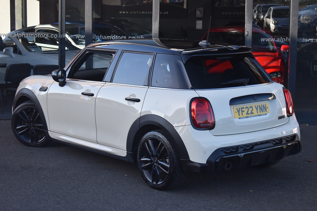 Used MINI Hatch 2022 for sale - 76191198: Photo 2