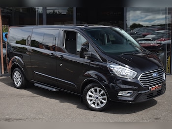 Used Ford Tourneo Custom 2023 for sale - 78963656: Photo