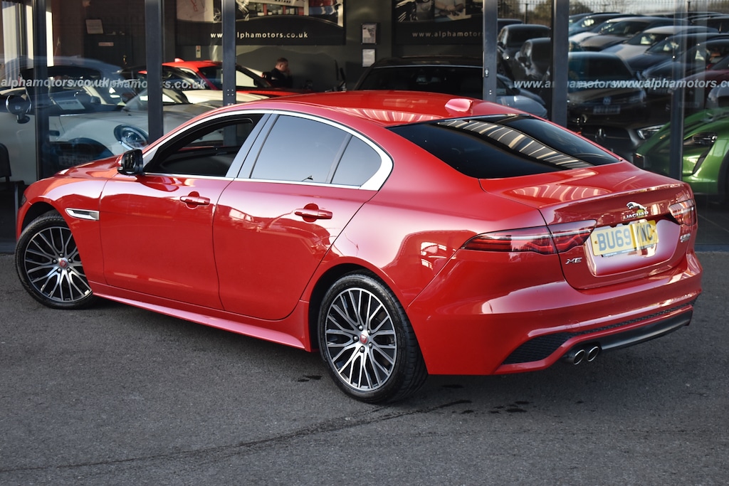 Used Jaguar XE 2019 for sale - 77740330: Photo 2