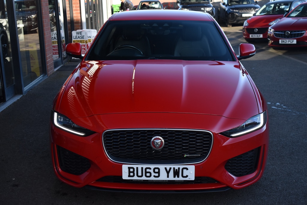 Used Jaguar XE 2019 for sale - 77740330: Photo 3
