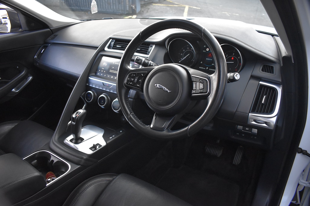 Used Jaguar E-Pace 2019 for sale - 76351124: Photo 9