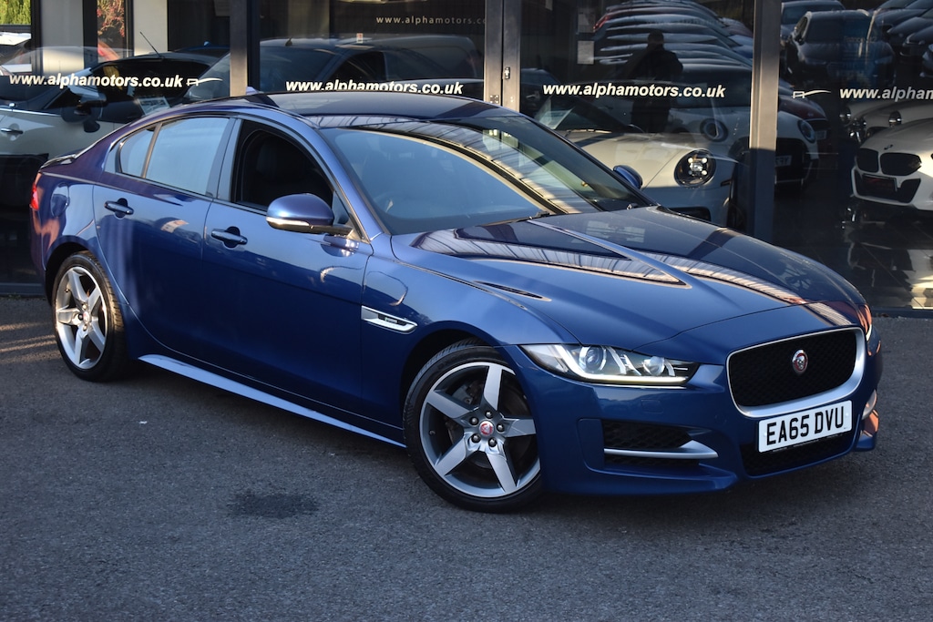 Used Jaguar XE 2015 for sale - 76709760: Photo 1
