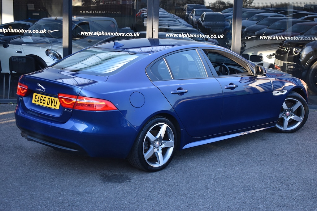 Used Jaguar XE 2015 for sale - 76709760: Photo 7