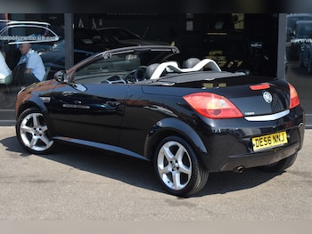 Used Vauxhall Tigra 2006 for sale - 79031894: Photo