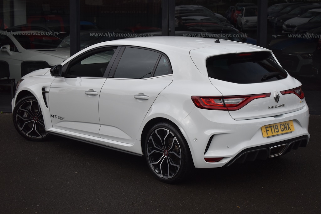 Used Renault Megane 2019 for sale - 76332332: Photo 2