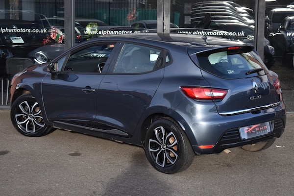 Used Renault Clio 2019 for sale - 76276954: Photo 2