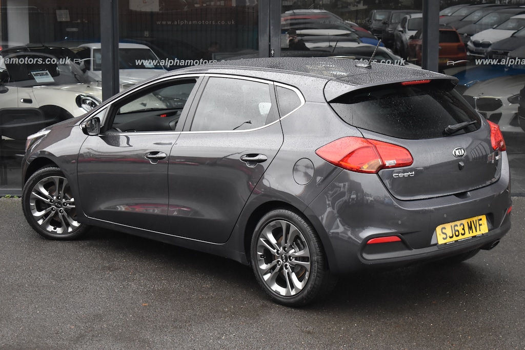 Used Kia Ceed 2013 for sale - 76589961: Photo 2