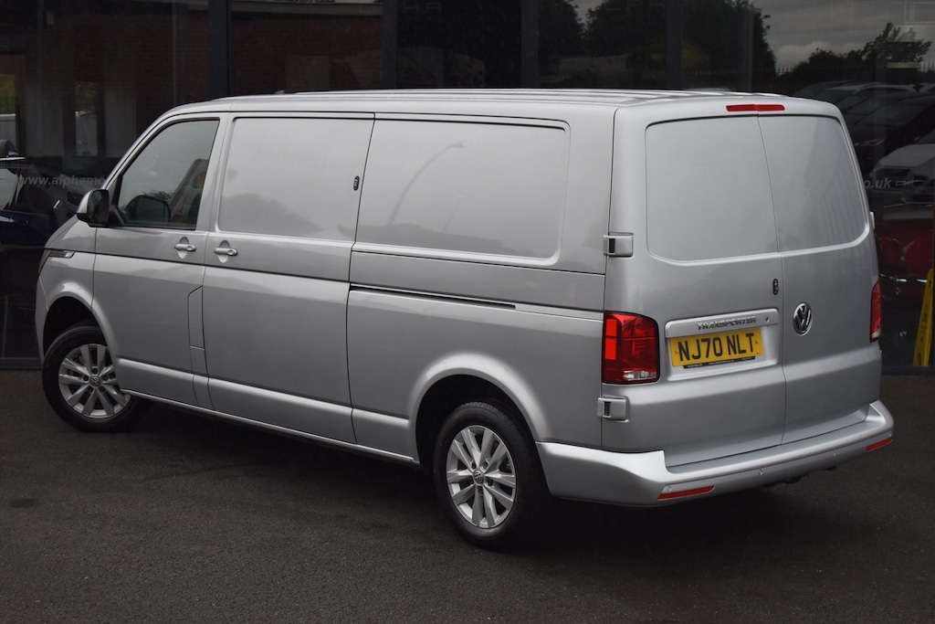 Used Volkswagen Transporter 2021 for sale - 75922202: Photo 2