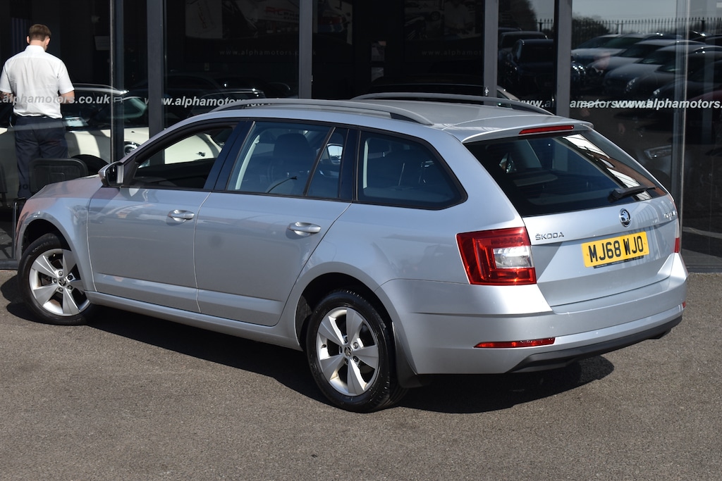 Used Skoda Octavia 2026 for sale - 77942486: Photo 2