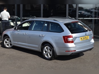 Used Skoda Octavia 2026 for sale - 77942486: Photo