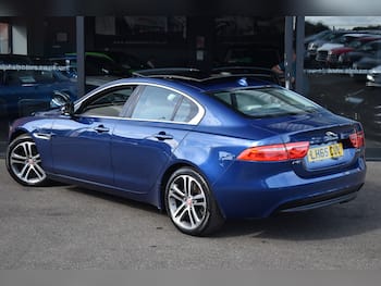 Used Jaguar XE 2015 for sale - 79752261: Photo