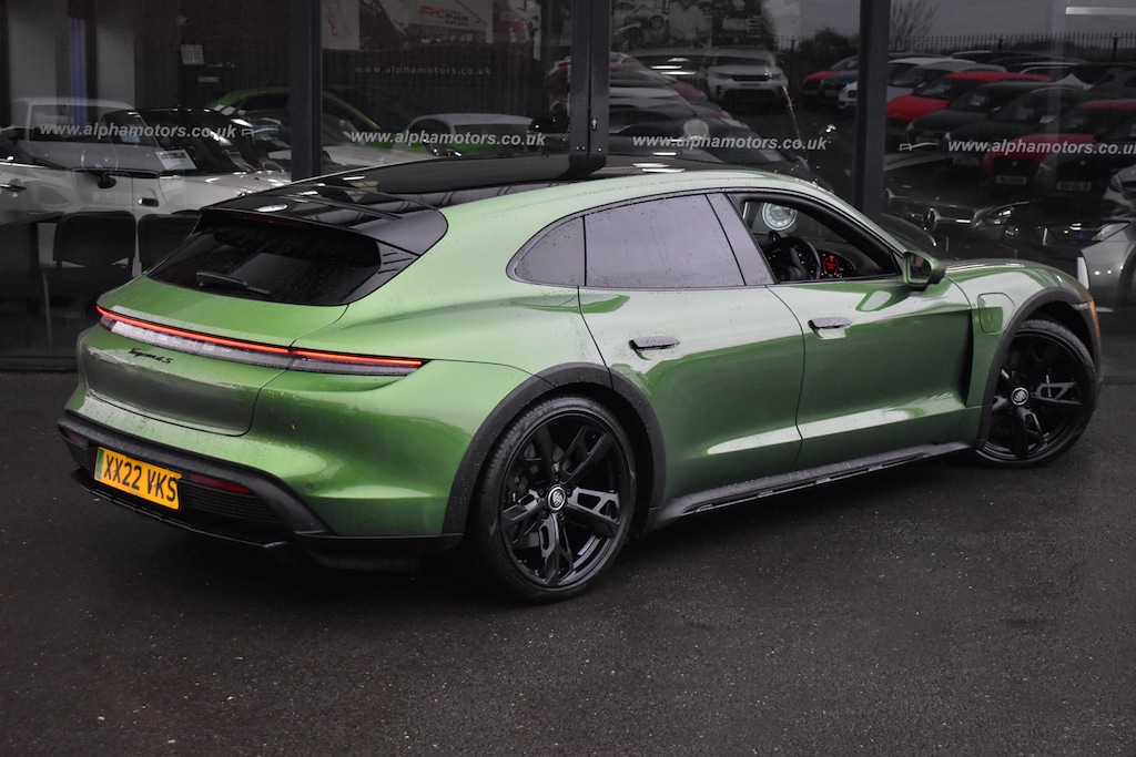 Used Porsche Taycan 2022 for sale - 77300716: Photo 6