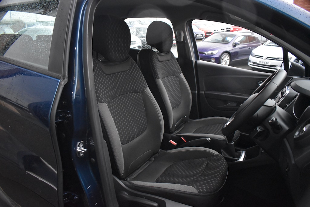 Used Renault Captur 2017 for sale - 77293760: Photo 9