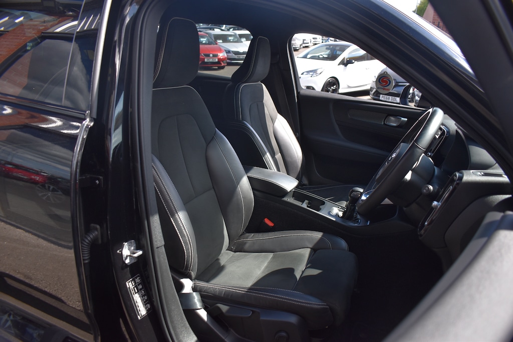 Used Volvo XC40 2021 for sale - 76948707: Photo 9