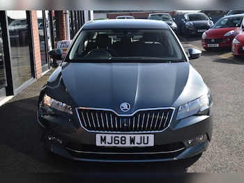 Used Skoda Superb 2019 for sale - 78405707: Photo