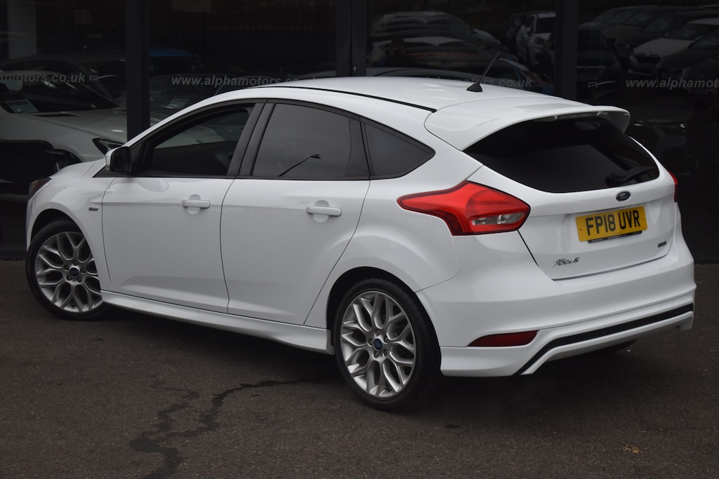 Used Ford Focus 2018 for sale - 76507789: Photo 2