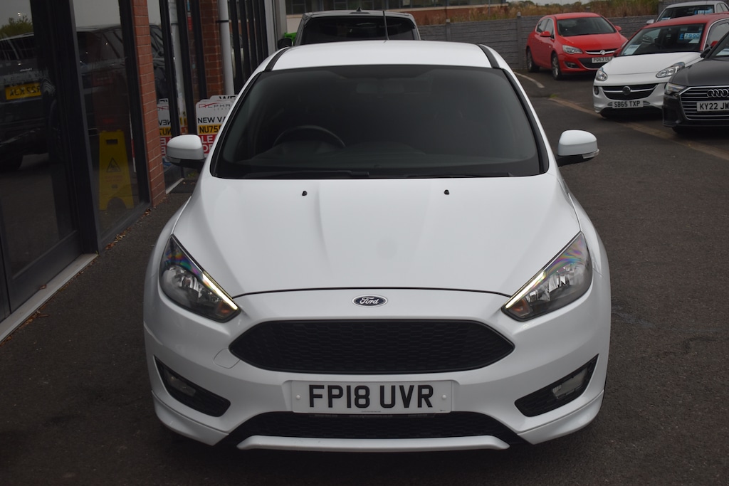 Used Ford Focus 2018 for sale - 76507789: Photo 3