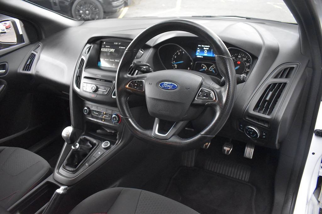 Used Ford Focus 2018 for sale - 76507789: Photo 9