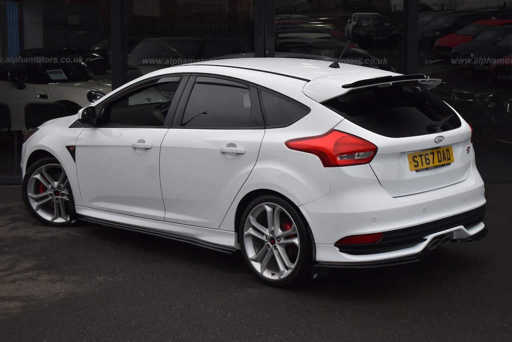 Used Ford Focus 2017 for sale - 77274629: Photo 2