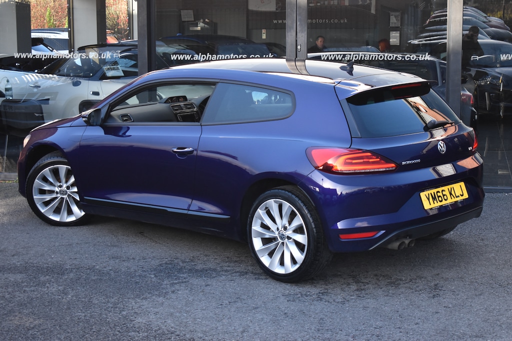 Used Volkswagen Scirocco 2016 for sale - 76788575: Photo 2