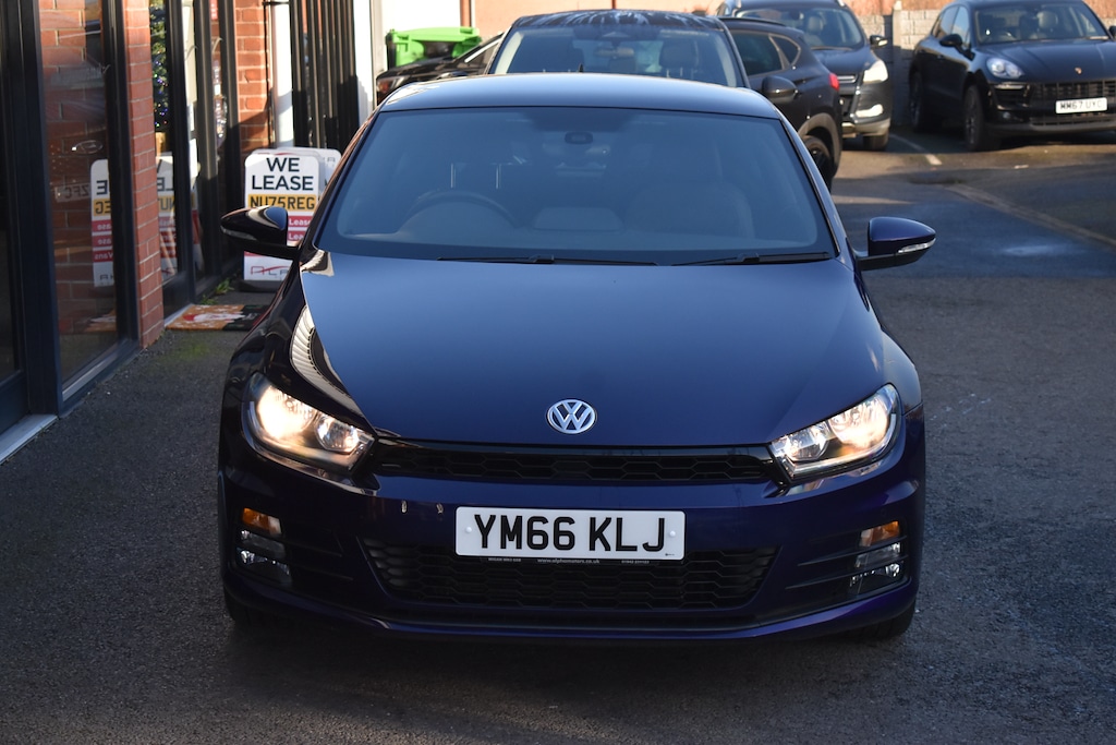 Used Volkswagen Scirocco 2016 for sale - 76788575: Photo 3