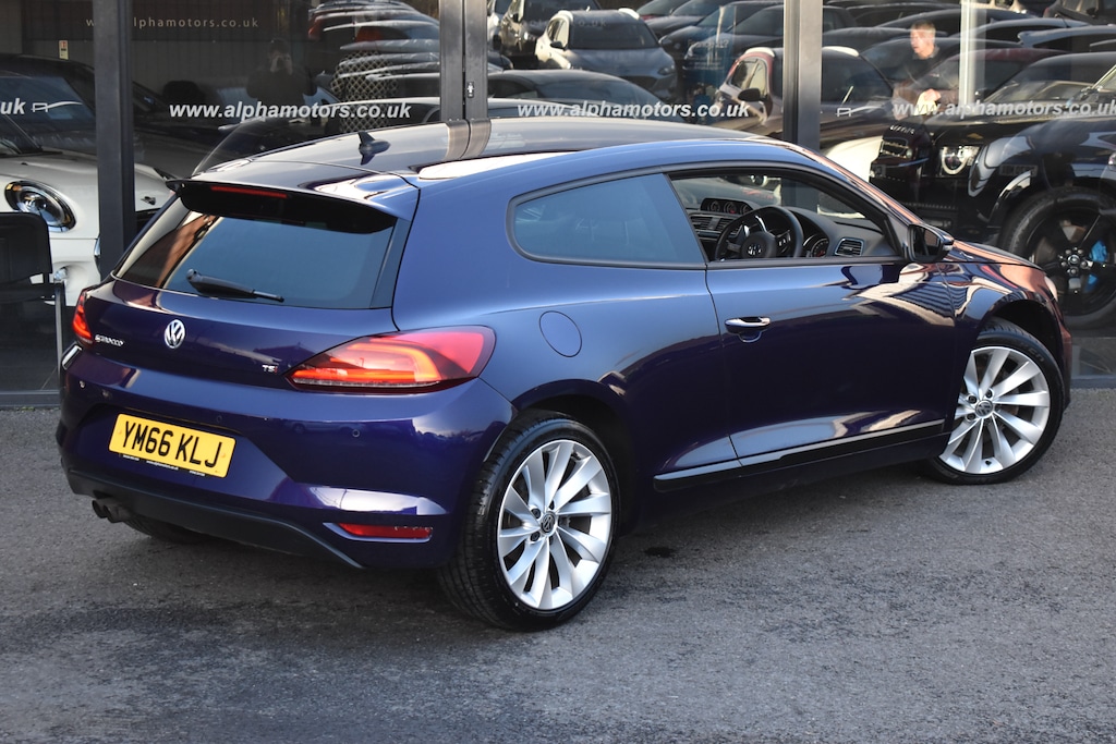 Used Volkswagen Scirocco 2016 for sale - 76788575: Photo 7