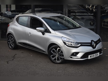 Used Renault Clio 2019 for sale - 76652879: Photo