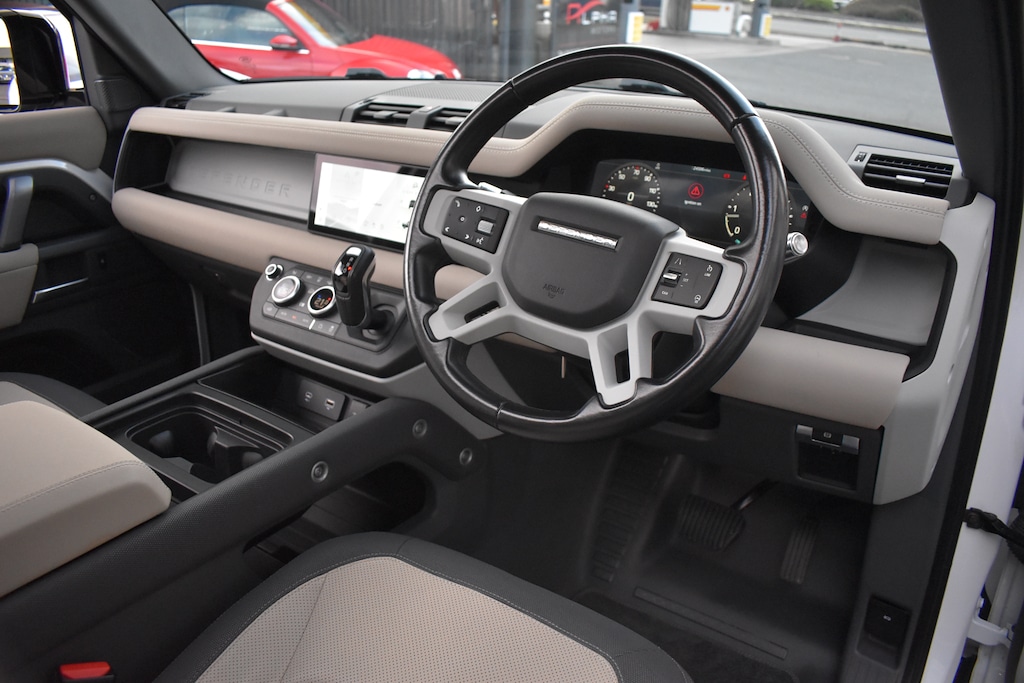 Used Land Rover Defender 2021 for sale - 77326551: Photo 10