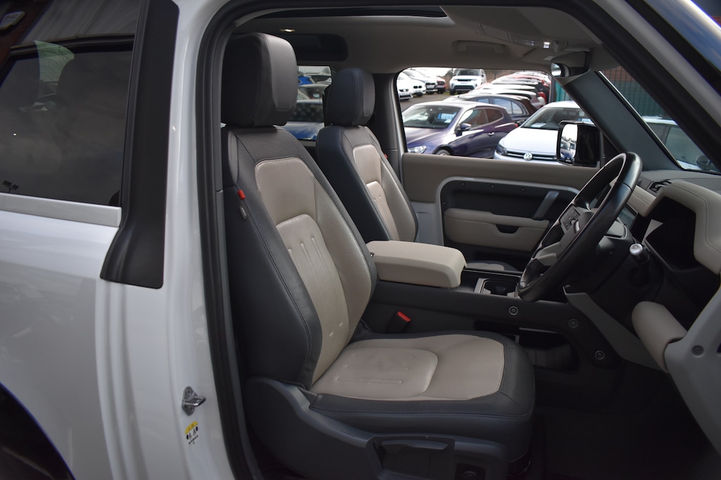 Used Land Rover Defender 2021 for sale - 77326551: Photo 9