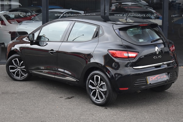 Used Renault Clio 2019 for sale - 76276941: Photo 2