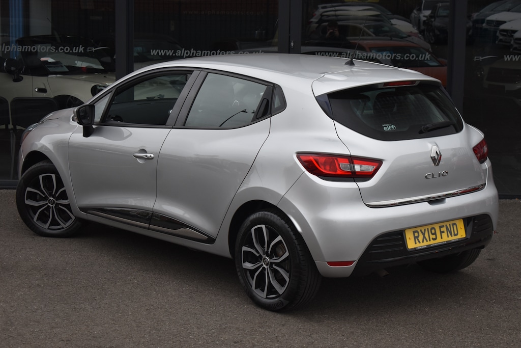 Used Renault Clio 2026 for sale - 78094883: Photo 2