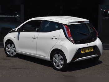 Used Toyota AYGO 2017 for sale - 79421170: Photo