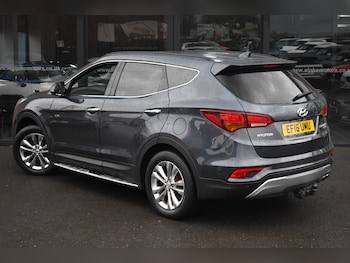 Used Hyundai Santa Fe 2016 for sale - 77877945: Photo