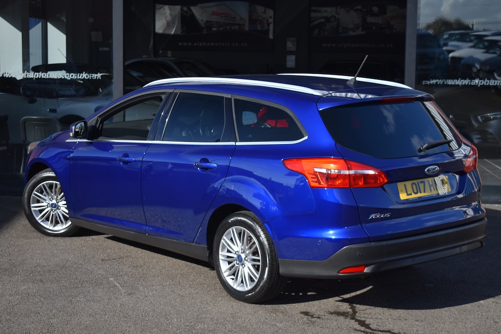 Used Ford Focus 2017 for sale - 77890210: Photo 2