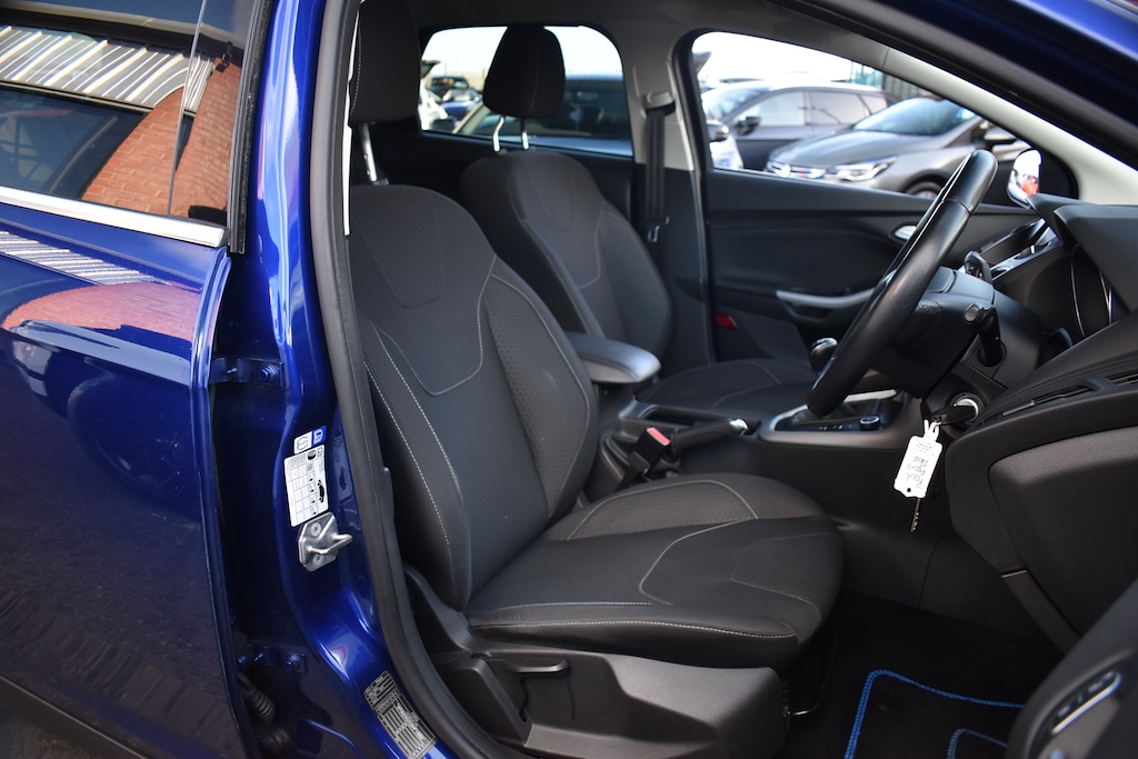 Used Ford Focus 2017 for sale - 77890210: Photo 9