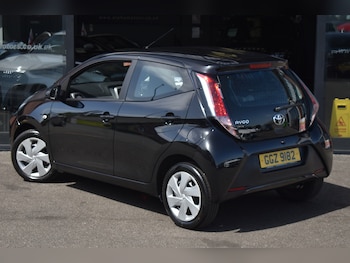 Used Toyota AYGO 2017 for sale - 79311915: Photo