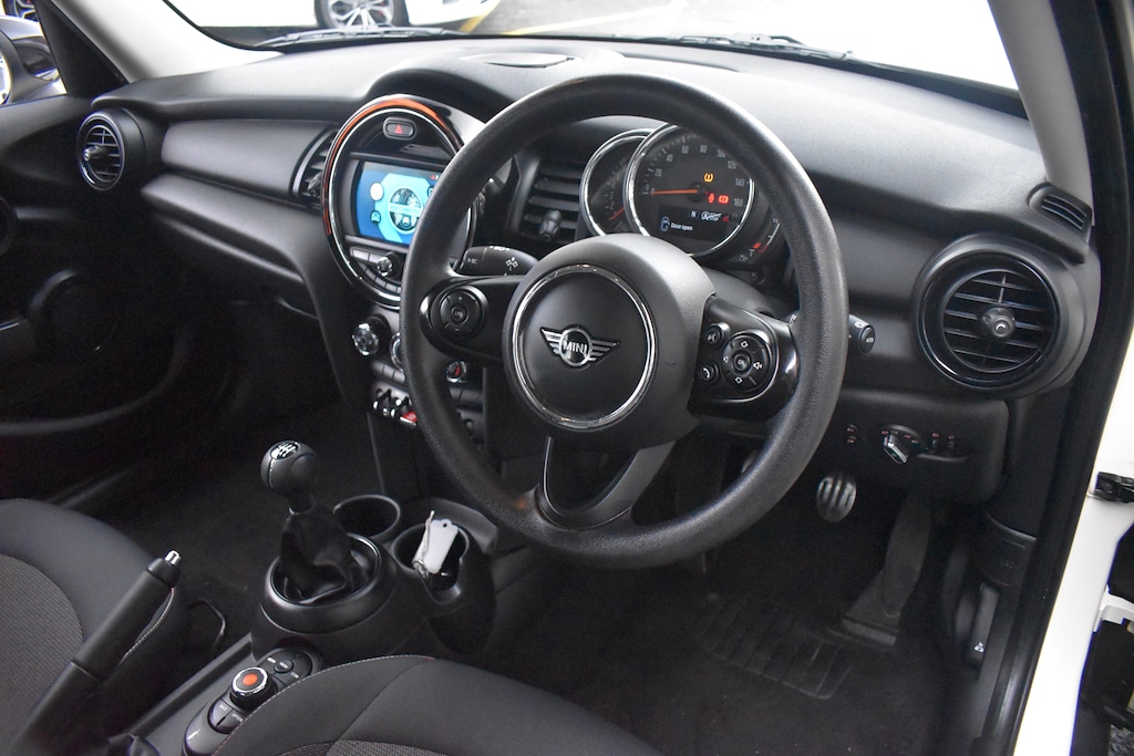 Used MINI Hatch 2020 for sale - 76557101: Photo 9