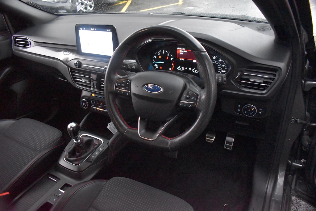 Used Ford Focus 2019 for sale - 76835089: Photo 10