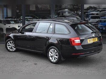 Used Skoda Octavia 2019 for sale - 78405747: Photo