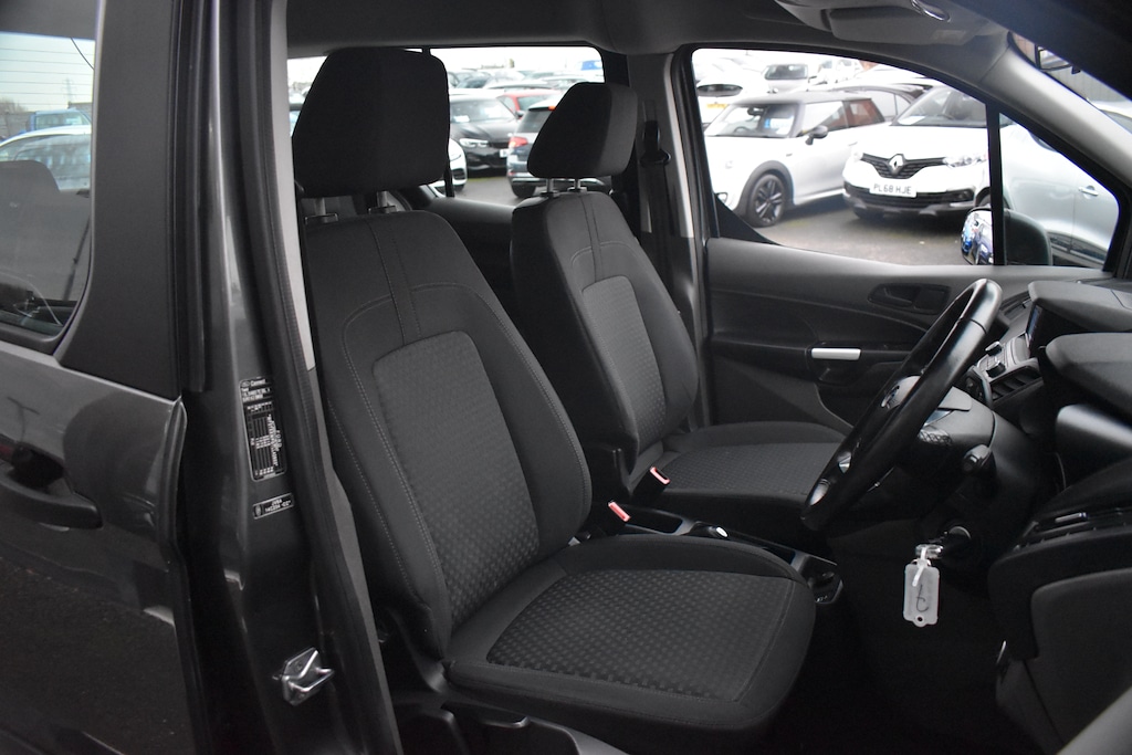 Used Ford Tourneo Connect 2020 for sale - 77641053: Photo 9