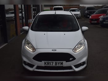 Used Ford Fiesta 2017 for sale - 77532419: Photo