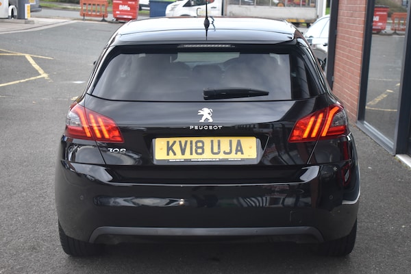 Used Peugeot 308 2018 for sale - 76196208: Photo 7