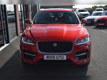Used Jaguar F-Pace 2019 for sale - 75922289: Photo